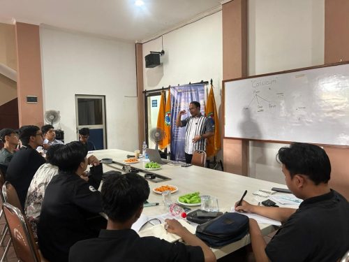 Oligarki Dalam Dua Wajah; Membaca Polemik Pilkada Langsung vs DPRD